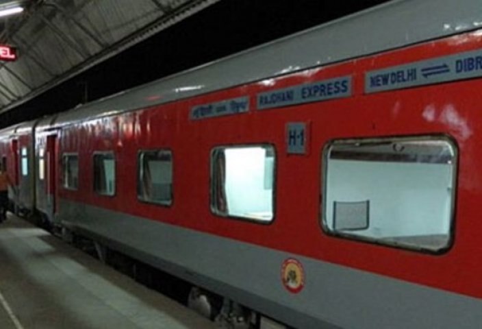 Railways to explore if a Rajdhani train can make round trip daily রোজ রাজধানী এক্সপ্রেসের ফিরতি যাত্রার ব্যবস্থা করার ভাবনা রেলমন্ত্রকের