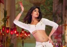 মঞ্চে পারফর্ম করতে প্রিয়ঙ্কা কত চাইছেন জানেন? মিনিটে ১ কোটি!