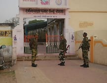 রাত পোহালেই ভোটগণনা, রাজনৈতিক মহলের নজর গুজরাতে