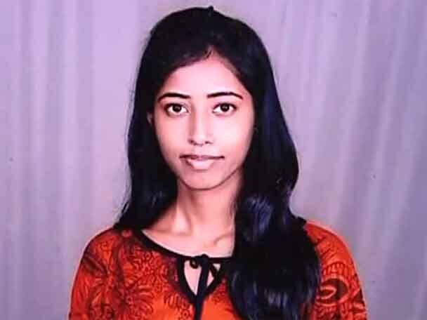 Young woman came from Ghatshila to study Air Hostess course, gone missing, complain lodged বিমান সেবিকার কোর্স করতে এসে কলকাতায় নিখোঁজ ঘাটশিলার তরুণী