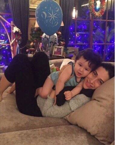 মাসির কোলে চেপে দোল দোল দুলুনি