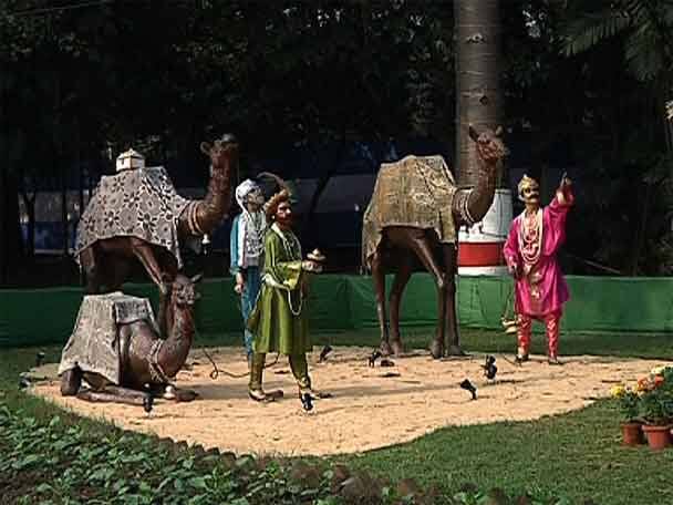 পাশাপাশি থাকছে ১৪টি কুইক রেসপন্স টিম, ১৫টি পুলিশ সহায়তা কেন্দ্র, ২০টি হেভি রেডিও ফ্লাইং স্কোয়াড, ২৫টি ডিভিশনাল টহলদারি দল, ২০টি মোটরবাইক টহলদারি দল এবং ২৬টি ট্রমা কেয়ার অ্যাম্বুল্যান্স।