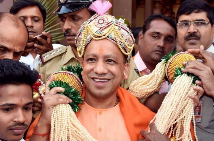 UP government withdraws 22 year old case against Yogi Adityanath যোগী আদিত্যনাথের বিরুদ্ধে ২২ বছরের পুরনো মামলা প্রত্যাহার করল উত্তর প্রদেশ সরকার