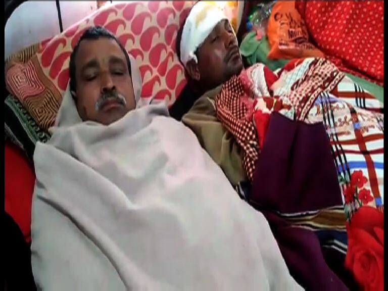 2 neighbours clash over mobile ‘missed call’ মোবাইলে মিসড কল দেওয়া নিয়ে দুই পরিবারের মধ্যে সংঘর্ষ, আহত ৭