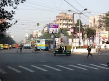 কাঁকুরগাছিতে লরি-বাসের মুখোমুখি সংঘর্ষ, আহত চালক সহ বেশ কয়েকজন যাত্রী