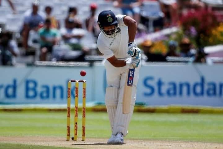 এই ম্যাচে টেস্ট স্পেশ্যালিস্ট আজিঙ্কা রাহানের জায়গায় রোহিত শর্মাকে প্রথম একাদশে নেয় টিম ম্যানেজমেন্ট। প্রথম থেকেই এই সিদ্ধান্ত নিয়ে গুঞ্জন শুরু হয়েছিল। হারের পর তা জোরদার হয়। টিম ম্যানেজমেন্টের সিদ্ধান্তকে সঠিক প্রমাণ করতে পারেননি। দুই ইনিংসে তাঁর ব্যাট থেকে এসেছে মাত্র ১১ ও ১০ রান। 