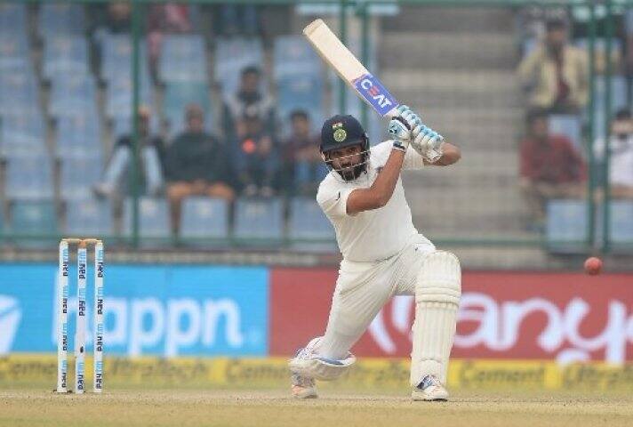 এই টেস্টে ব্যর্থ হলেও এর আগের ৯ টেস্ট ইনিংসে ৫ টি হাফসেঞ্চুরি ও ১ একটি সেঞ্চুরি এসেছিল রোহিতের ব্যাট থেকে। 