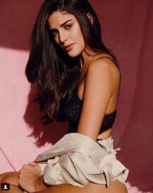 একসময় \'ডেট করেছেন\' বিরাটের সঙ্গে! ইনস্টাগ্রাম কাঁপিয়ে দিলেন ইজাবেলা