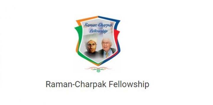 রমন-চর্পক স্কলারশিপ-- কেন্দ্রীয় বিজ্ঞান ও প্রযুক্তি মন্ত্রক, বিদেশ মন্ত্রক ও ফরাসি সরকারের যৌথ উদ্যোগে ২০১৩ সালে এই স্কলারশিপের সূচনা হয়। এই স্কলারশিপের উদ্দেশ্য হল ভারত ও ফ্রান্সে গবেষণা ও ডক্টরেট পড়ুয়াদের আর্থিক মদত করা। এর মাধ্যমে ভারত ও ফ্রান্সের পড়ুয়ারা একে অপরের দেশে গিয়ে গবেষণা করতে পারবেন। এই স্কলারশিপ সম্বন্ধীয় বিস্তারিত তথ্য নীচের লিঙ্কে পাওয়া যাবে- http://www.cefipra.org/Raman_Charpak.aspx