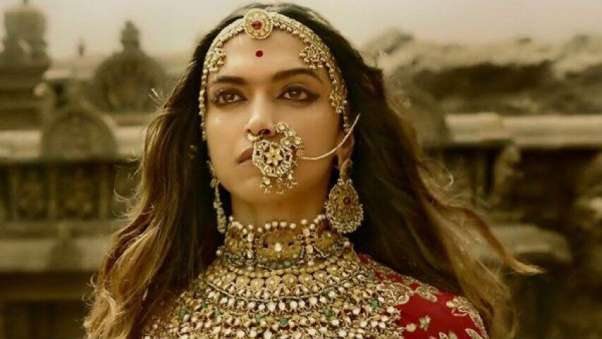 Deepika Padukone’s ‘Padmavati’ officially gets renamed ‘Padmaavat’ আর পদ্মাবতী নয়, বনশালীর ছবি এবার থেকে শুধু পদ্মাবৎ