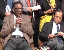 এই প্রথম সাংবাদিক সম্মেলন, সুপ্রিম কোর্টে সব কিছু ঠিকঠাক নেই, বললেন ৪ শীর্ষ বিচারপতি