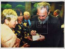 এই সিগারেটের বাক্স বিক্রি হল ২৭ হাজার ডলারে, কেন জানতে ক্লিক করুন