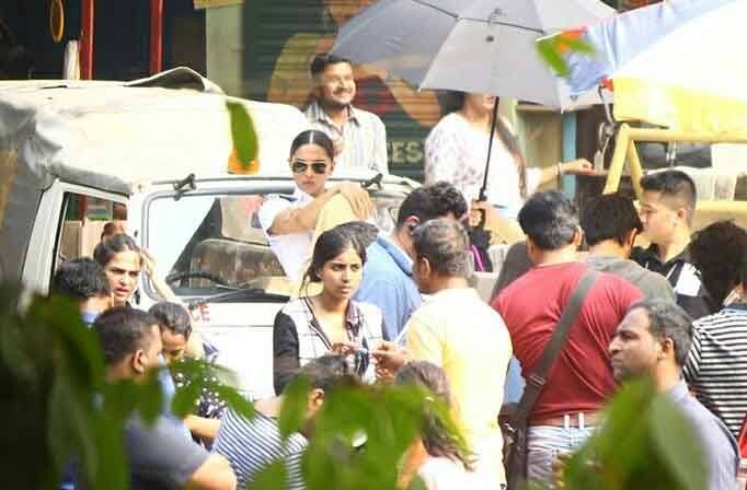  দীপভীরের ভক্তরা কী বলছেন, কার দিকে পাল্লা বেশি ভারী? 