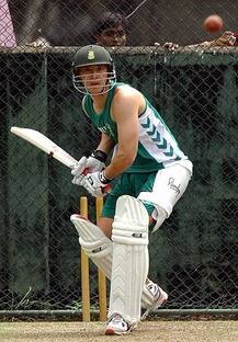 অবসরের পর এখন পাইলট দক্ষিণ আফ্রিকার এই ক্রিকেটার