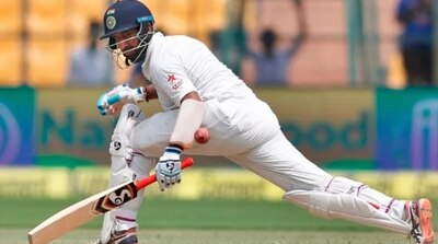 এই প্রথম ভারতের কোনও ব্যাটসম্যান টেস্ট ম্যাচের দুই ইনিংসেই রান আউট হলেন
