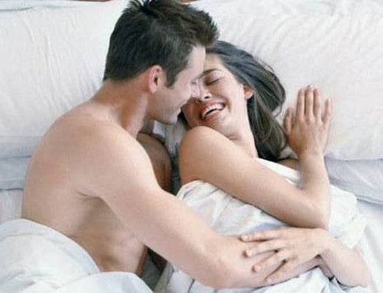 তখনই দেখা যায় যাঁরা অন্তত সপ্তাহে একবার শারীরিক সম্পর্কে লিপ্ত হন, তাঁদের মস্তিষ্ক অনেক ভাল কাজ করে। 