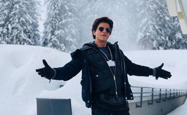 SRK honoured to receive Crystal Award along with Elton, Cate দাভোসে পৌঁছলেন শাহরুখ, পোস্ট করলেন এই ছবি...