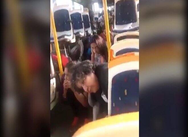 কার্ণি সেনার তাণ্ডবের পর উদ্বিগ্ন অভিভাবকরা,গুরুগ্রামে কয়েকটি স্কুল আজ ও আগামীকাল বন্ধ padmaavat relase today all school will close today and tommorow in gurugram কার্ণি সেনার তাণ্ডবের পর উদ্বিগ্ন অভিভাবকরা,গুরুগ্রামে কয়েকটি স্কুল আজ ও আগামীকাল বন্ধ