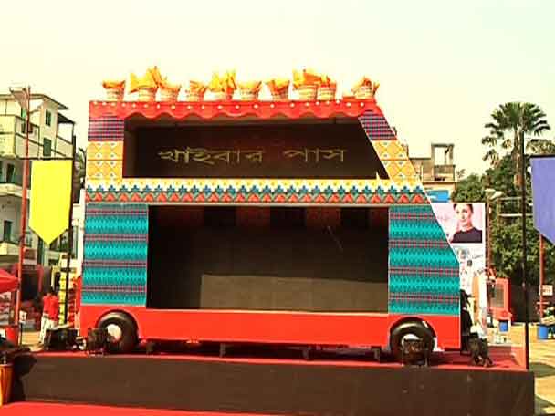 রমরমিয়ে চলছে খাইবার পাস, শহরের সবথেকে বড় খাদ্যোৎসব