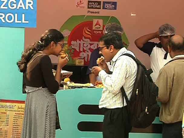 দক্ষিণ কলকাতার সাউথ সিটি মলের পাশে তালতলা মাঠে চলবে এই স্বাদের উৎসব।