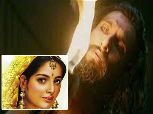 এই ছবি পর্দায় আসার পর থেকেই সবচেয়ে বেশি যে চরিত্র নিয়ে আলোচনা হয়েছে, সেটা হল আলাউদ্দিন খিলজির চরিত্র। একবার সেই চরিত্রেরই গভীরে গিয়ে দেখব