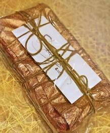 শাড়ির পর আরও একটি বিশেষ \'উপহার\' রেখার, সোশ্যাল মিডিয়ায় শেয়ার করলেন দীপিকা