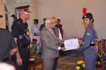 কৃতী এনসিসি ক্যাডেটদের মেডেল প্রদান করলেন রাজ্যপাল