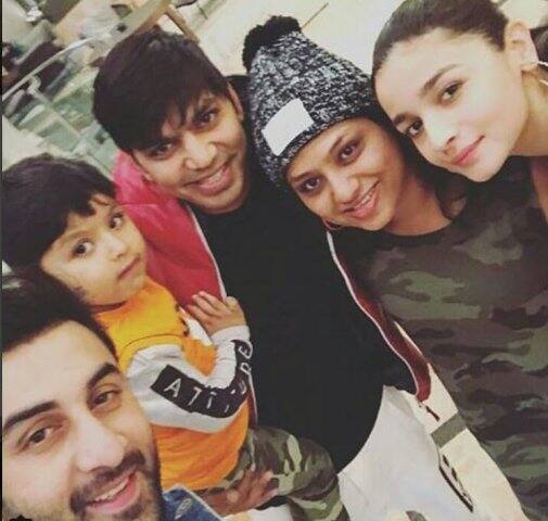 আলিয়ার সঙ্গে রণবীর দেখে এসেছেন প্রাক্তন বান্ধবী দীপিকা পাড়ুকোনের পদ্মাবত। 