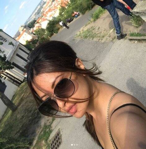  ১৯৯১-এ বলিউডে রিয়া শিশু শিল্পী হিসাবে আত্মপ্রকাশ করেছিলেন।