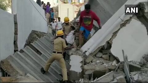 বেঙ্গালুরুতে ভেঙে পড়ল নির্মীয়মান বাড়ি, আহত ৩, আটকে বেশ কয়েকজন বেঙ্গালুরুতে ভেঙে পড়ল নির্মীয়মান বাড়ি, আহত ৩, আটকে বেশ কয়েকজন