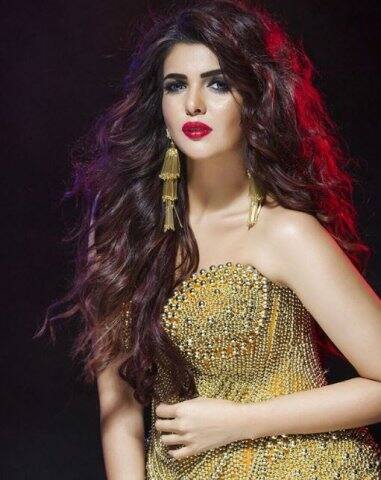 ইহানার সব ছবি ইনস্টাগ্রাম থেকে নেওয়া।