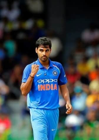 গতকাল জোহানেসবার্গে প্রথম টি-২০ ম্যাচে ২৪ রান দিয়ে পাঁচ উইকেট নিয়েছেন ভুবনেশ্বর