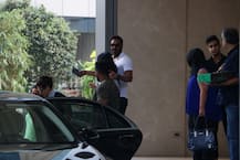 বাবা মায়ের সঙ্গে লাঞ্চে বেরিয়েছে, আনন্দে লাফাচ্ছে অজয় দেবগণ ও কাজলের ছেলে যুগ