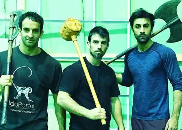 Is this battle axe Ranbir Kapoor’s weapon in Brahmastra? ব্রহ্মাস্ত্র ছবিতে এই অস্ত্র নিয়েই কি লড়তে চলেছেন রণবীর?