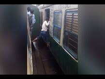 মহিলা যাত্রীদের নিরাপত্তায় জোর, লোকাল ট্রেনের মহিলা কামরায় থাকবে ক্লোজ সার্কিট ক্যামেরা