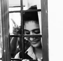  ‘জাতীয় ক্রাশ’ প্রিয়া প্রকাশ কাকে ভালবাসেন জানেন? দেখুন