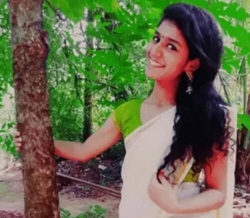 প্রিয়া আরও বলেছেন, দেশজোড়া খ্যাতি পেয়ে তিনি অভিভূত। এই আনন্দ ভাষায় প্রকাশ করতে পারবেন না