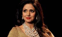 শ্রীদেবীর অকালমৃত্যুতে শোকাহত, ট্যুইট মমতার