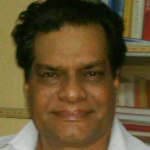 রাজেশ বিবেক। ২০১৬-র ১৪ জানুয়ারি হৃদরোগে আক্রান্ত হয়ে মারা গিয়েছিলেন এই নামি অভিনেতা। হায়দারাবাদে শ্যুটিংয়ের মধ্যেই তিনি অসুস্থ হন। লগান-এ তাঁর অভিনয় দাগ কেটেছিল। মহাভারত সিরিয়ালেও কাজ করেছিলেন তিনি।