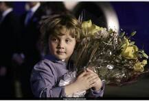 ইন্টারনেটে শোরগোল ফেলে দিয়েছে কানাডার প্রধানমন্ত্রী জাস্টিন ট্রুডোর ছেলে হাদ্রিয়েঁ, দেখুন তার ছবি