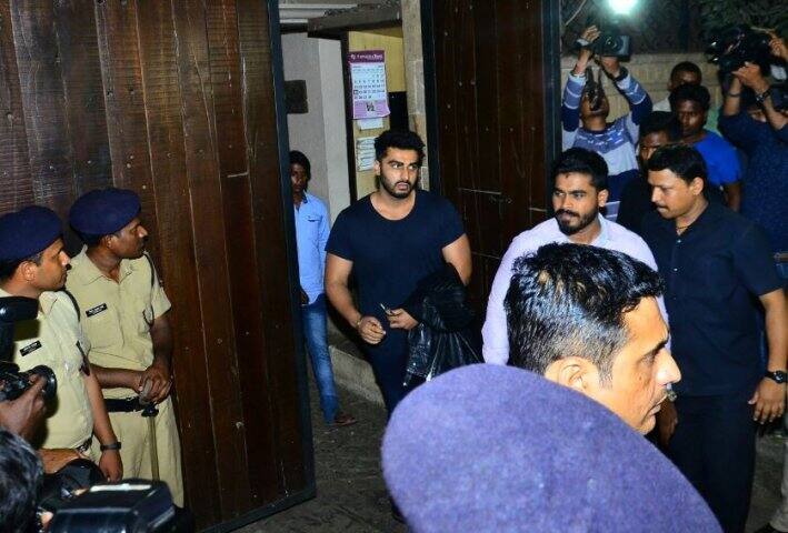 অনিলের বাড়িতে অর্জুন কাপূর। ফটো- মানব মঙ্গলানি