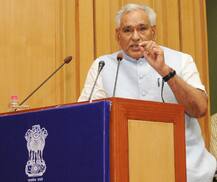 আধারের জন্য ৩ কোটি জাল রেশন কার্ড বাতিল, ফি-বছর সরকারের সাশ্রয় ১০ হাজার কোটি টাকা: কেন্দ্রীয় প্রতিমন্ত্রী