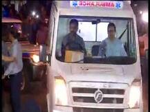 শেষযাত্রায় শ্রীদেবী: কফিনবন্দি হয়ে ঘরে ফিরলেন ‘চাঁদনি’, বুধবার সকল থেকে চলবে শ্রদ্ধাজ্ঞাপন, বিকেলে অন্ত্যেষ্টি