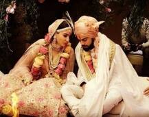 একটি দামি ওয়ালেট হাতে বিমানবন্দর থেকে বেরোতে দেখা গেল কোহলিকে, জানেন সেই পার্সের দাম কত?