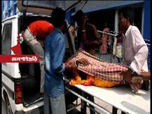 মত্ত অবস্থায় বাড়ি ফিরে স্বামীর চড় স্ত্রীকে, অভিমানে সন্তানকে বিষ খাইয়ে আত্মঘাতী মহিলা