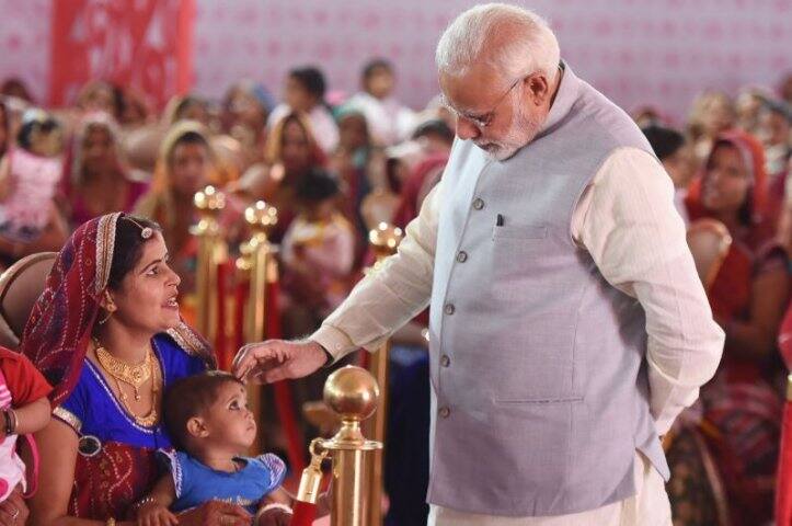 Female foeticide a matter of ‘deep shame’: PM কন্যাসন্তান রক্ষায় শাশুড়িদের এগিয়ে আসতে হবে, বললেন প্রধানমন্ত্রী