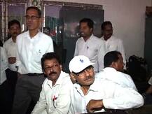 হাওড়া স্টেশনে গার্ডদের কর্মবিরতির জেরে বাতিল বেশ কয়েকটি লোকাল ট্রেন, ভোগান্তি যাত্রীদের