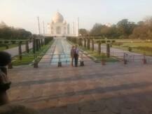 তাহমজল ঘুরে দেখলেন ফরাসি প্রেসিডেন্ট, দেখুন ছবি