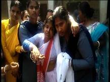 মাধ্যমিকের আগে স্কুলের শৌচাগারে হাত-মুখ বাঁধা অবস্থায় উদ্ধার ছাত্রী, ছেঁড়া অ্যাডমিট কার্ড, তদন্তে পুলিশ