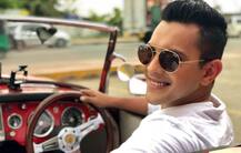 অটোয় ধাক্কা মারল গায়ক আদিত্য নারায়ণের মার্সিডিজ, গ্রেফতার